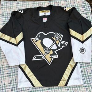 Koho Pittsburgh Penguins NHL Jersey 
Size S